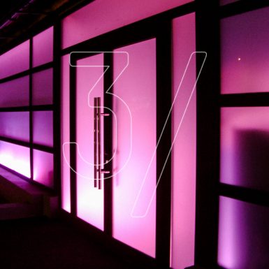 Mondys nightclub interior design