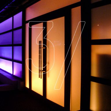Mondys nightclub interior design